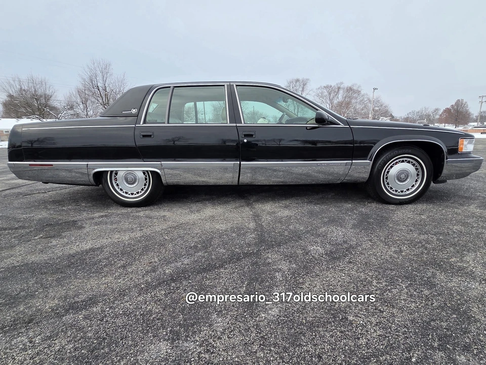1996 Cadillac Fleetwood - Image 10 of 21