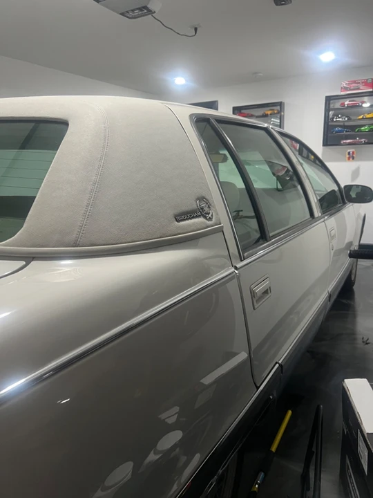 1996 Cadillac Fleetwood - Image 24 of 27
