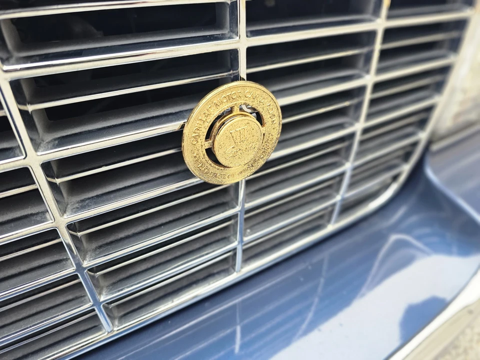 1996 Cadillac Fleetwood - Image 13 of 31