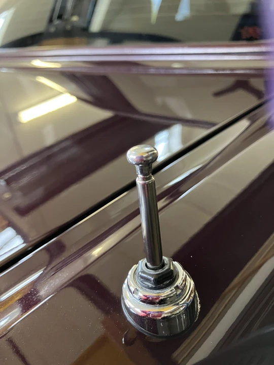 1996 Cadillac Fleetwood - Image 28 of 31