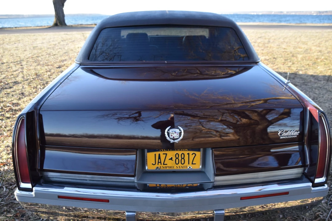 1996 Cadillac Fleetwood - Image 6 of 31