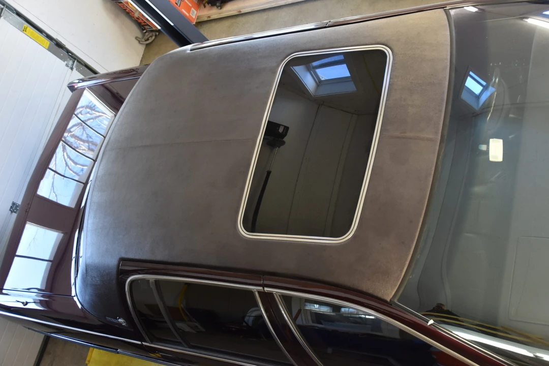 1996 Cadillac Fleetwood - Image 30 of 31