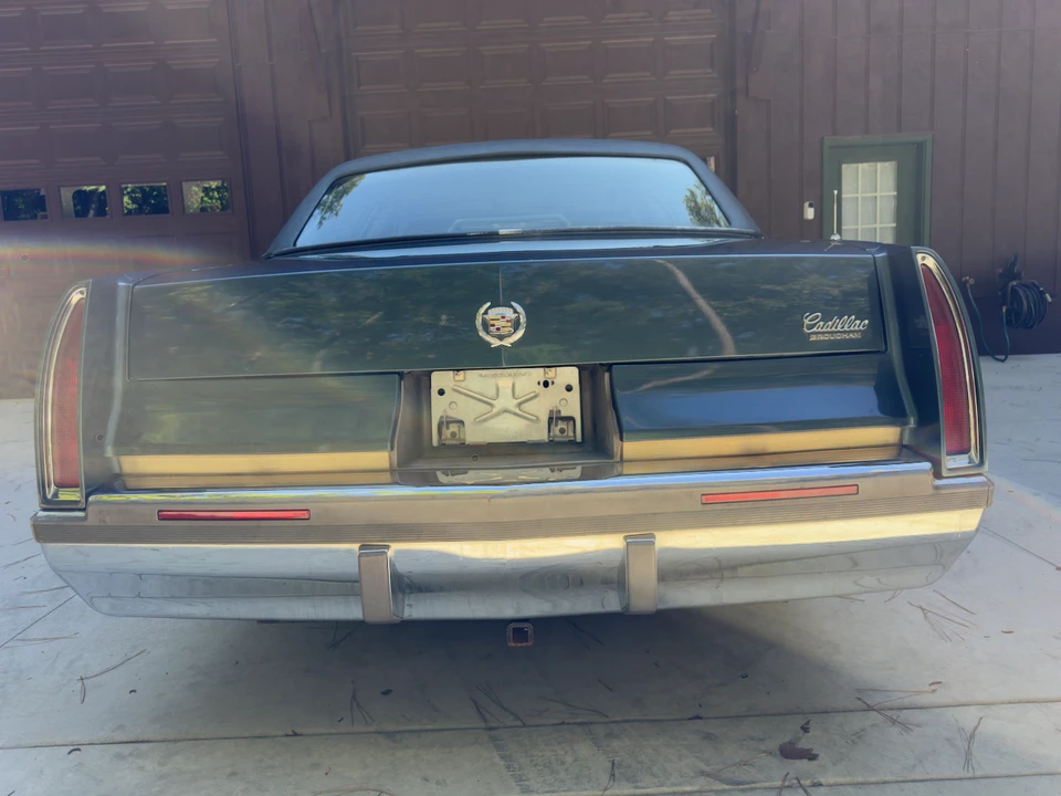 1996 Cadillac Fleetwood - Image 6 of 31