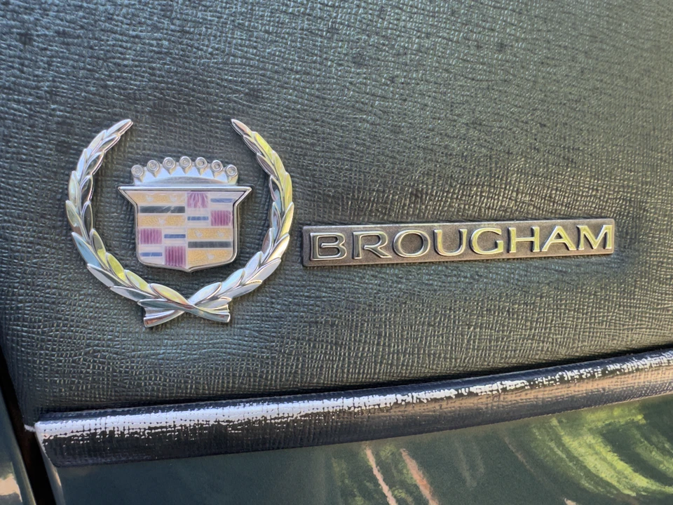 1996 Cadillac Fleetwood - Image 22 of 31