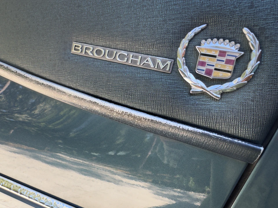 1996 Cadillac Fleetwood - Image 21 of 31