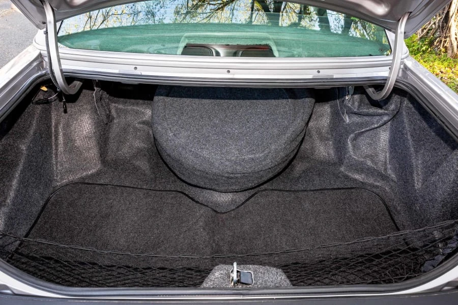 1996 Cadillac Fleetwood - Image 9 of 12