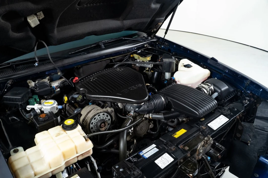 1996 Cadillac Fleetwood - Image 3 of 21