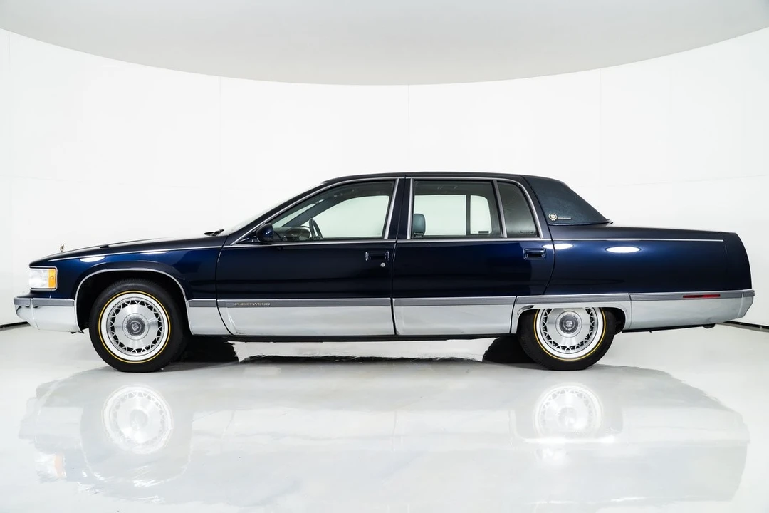 1996 Cadillac Fleetwood - Image 7 of 21