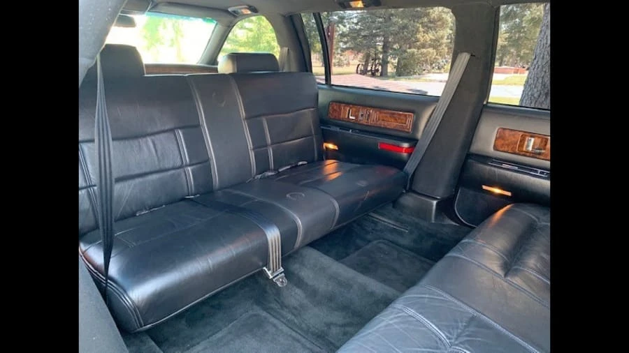 1996 Cadillac Fleetwood - Image 7 of 12