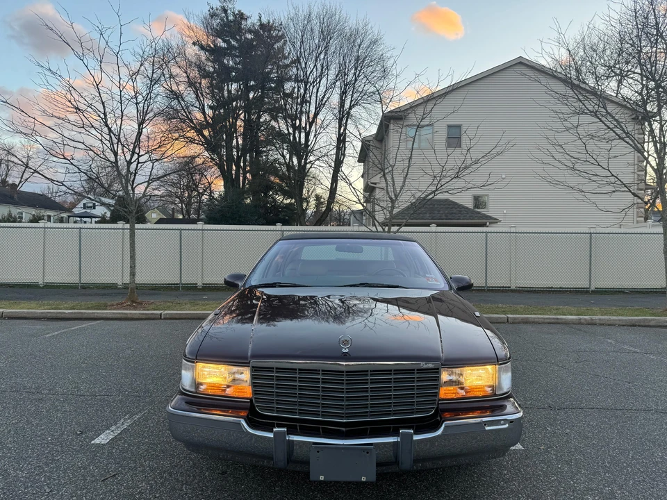 1996 Cadillac Fleetwood - Image 7 of 31