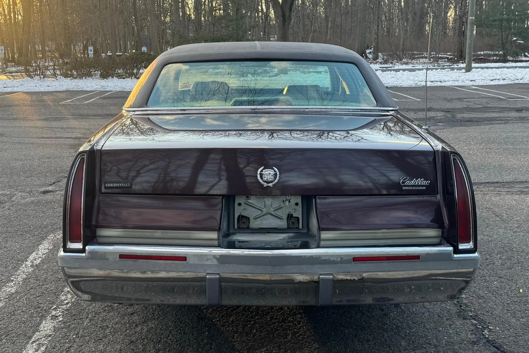 1996 Cadillac Fleetwood - Image 5 of 31
