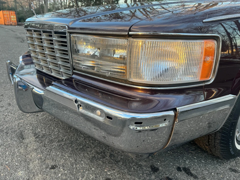 1996 Cadillac Fleetwood - Image 22 of 31