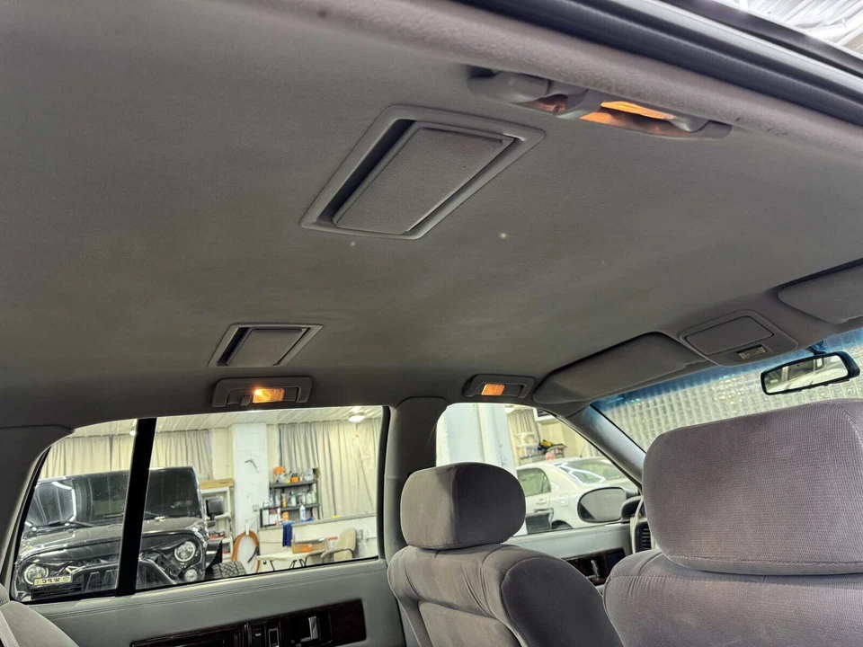1996 Cadillac Fleetwood - Image 30 of 31