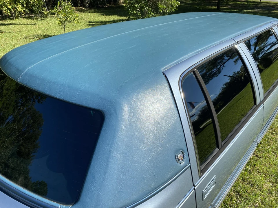 1996 Cadillac Fleetwood - Image 18 of 31