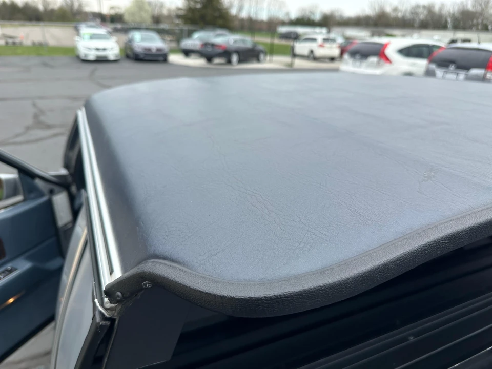 1996 Cadillac Fleetwood - Image 30 of 31