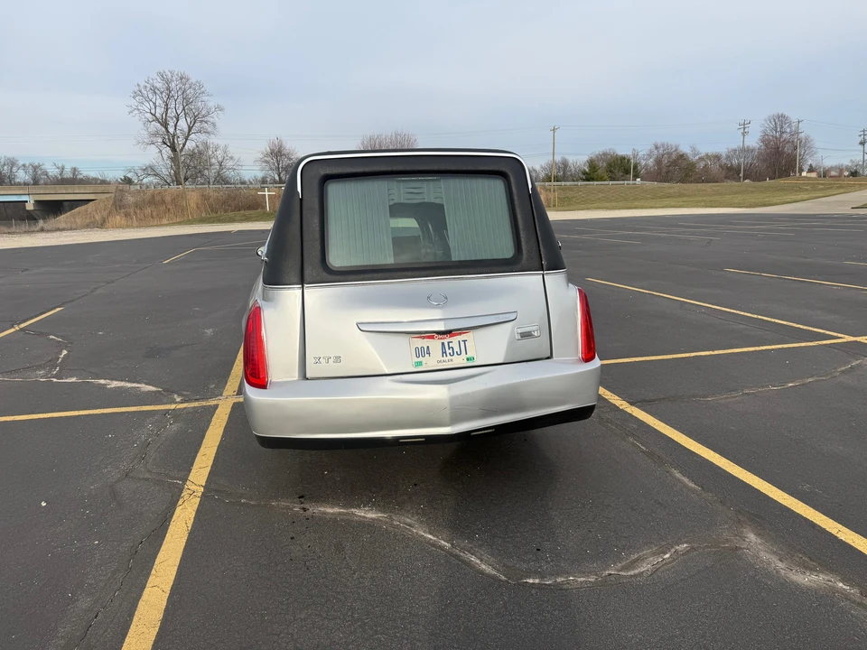 1996 Cadillac Fleetwood - Image 22 of 31