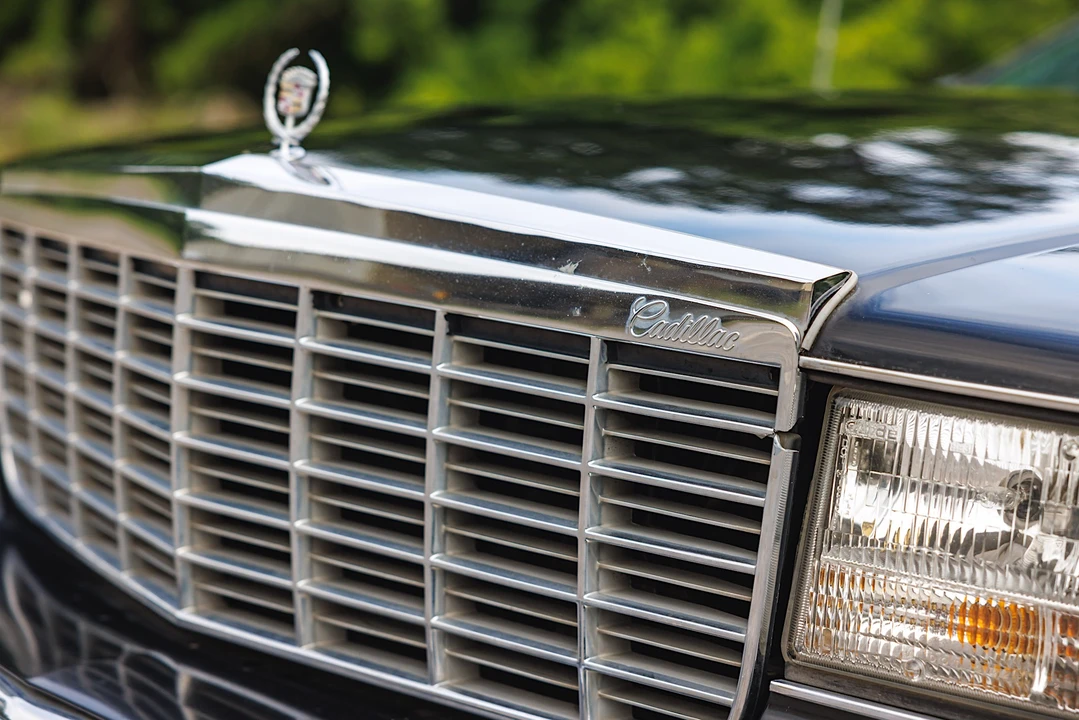 1996 Cadillac Fleetwood - Image 23 of 31