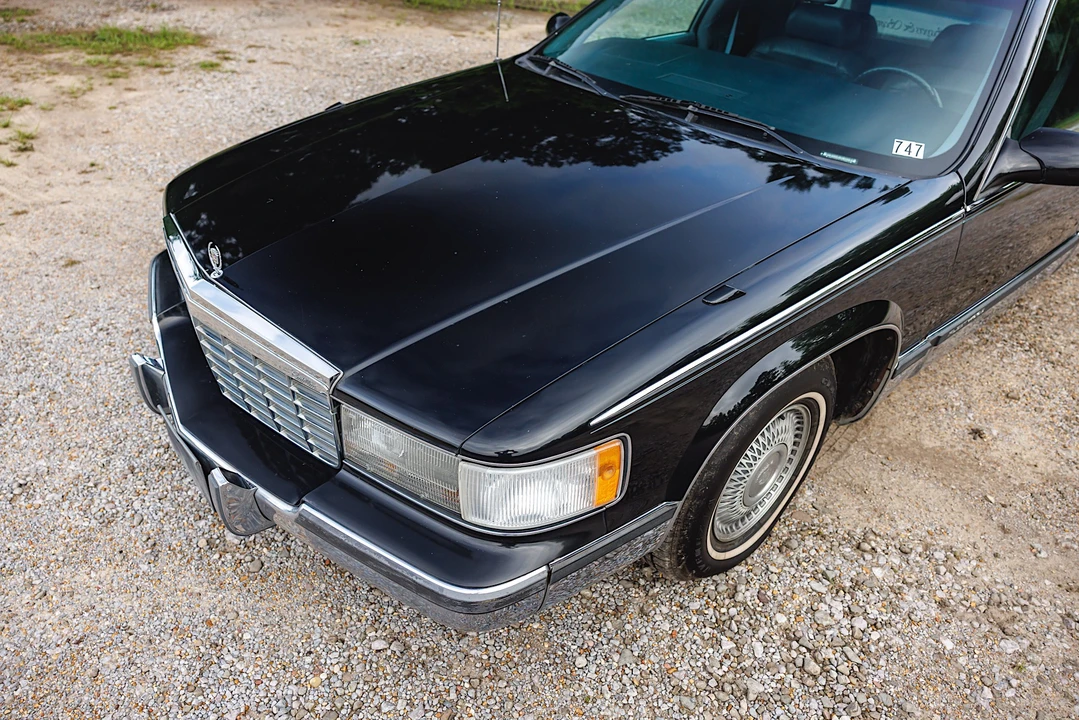 1996 Cadillac Fleetwood - Image 27 of 31