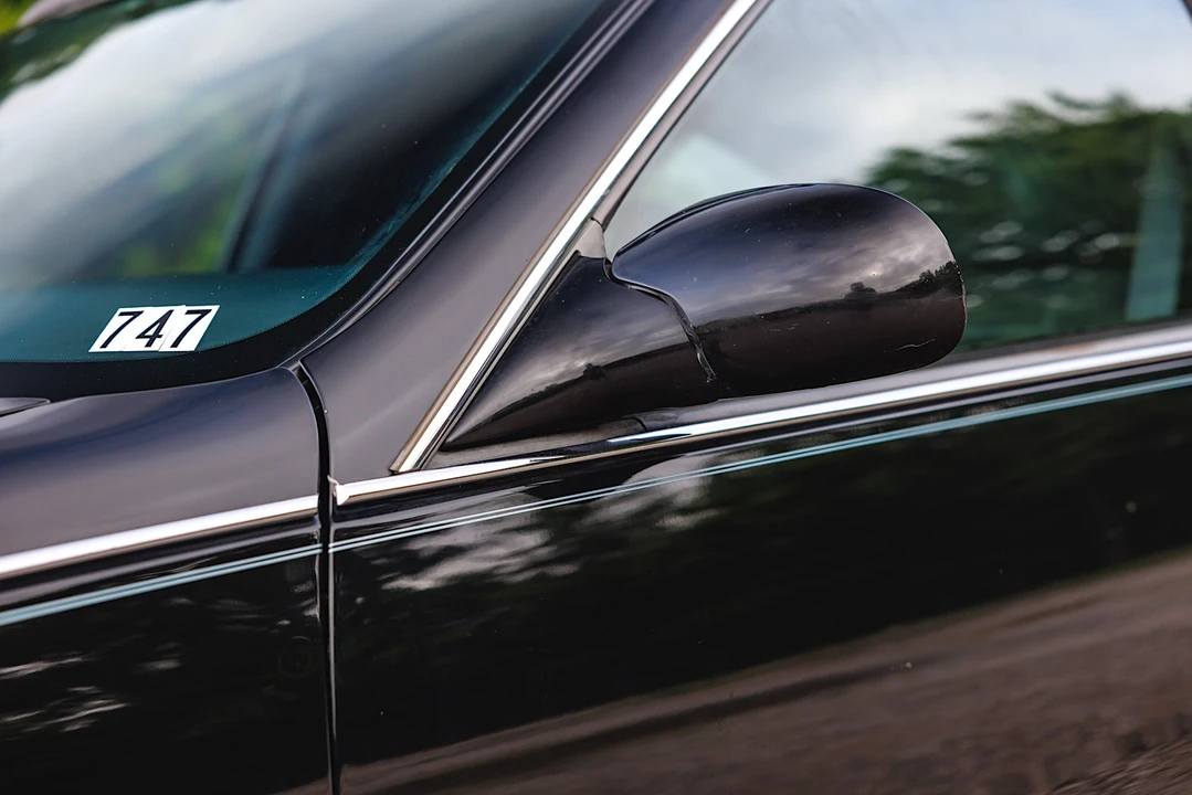 1996 Cadillac Fleetwood - Image 29 of 31