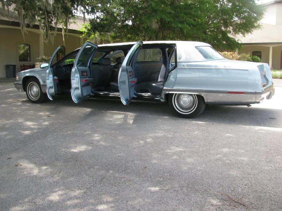 1996 Cadillac Fleetwood - Image 3 of 7