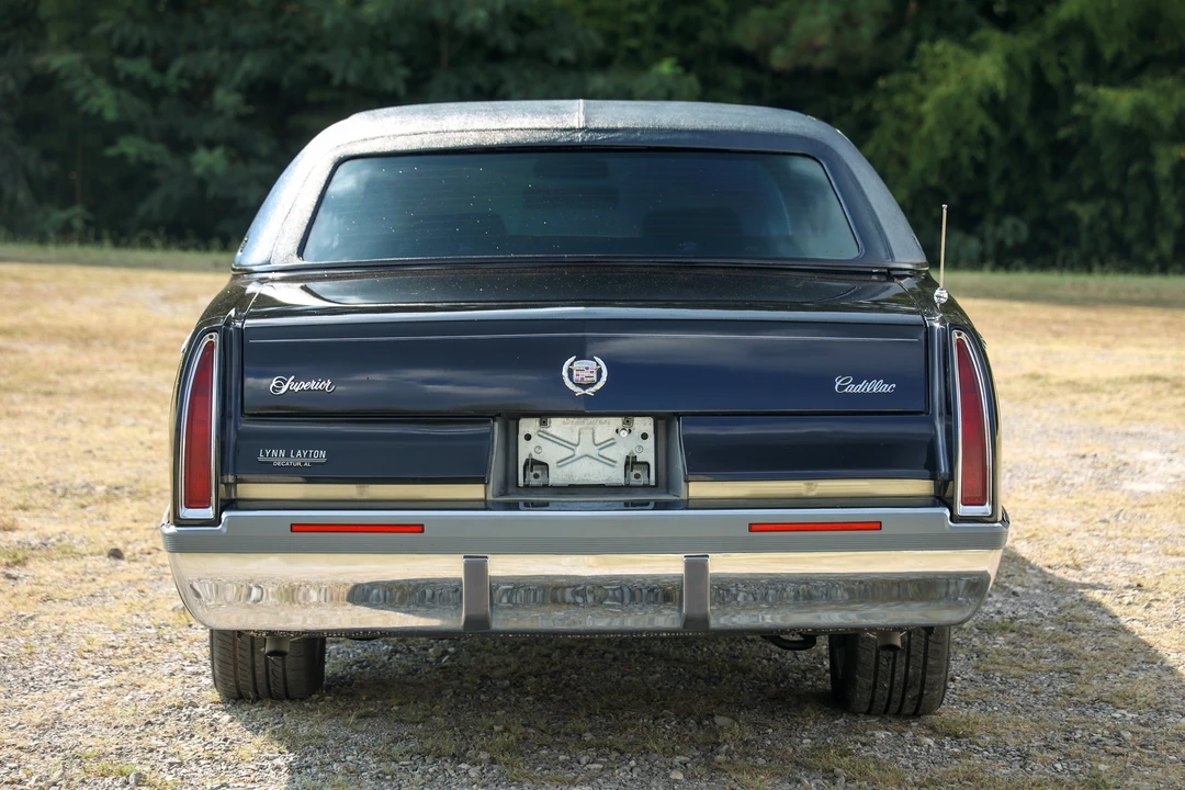 1996 Cadillac Fleetwood - Image 7 of 31