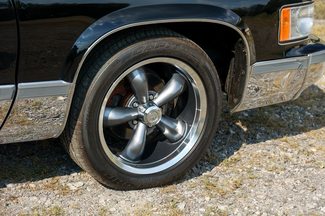 1996 Cadillac Fleetwood - Image 29 of 31