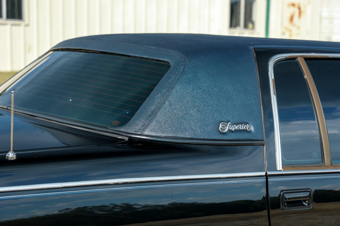 1996 Cadillac Fleetwood - Image 23 of 31
