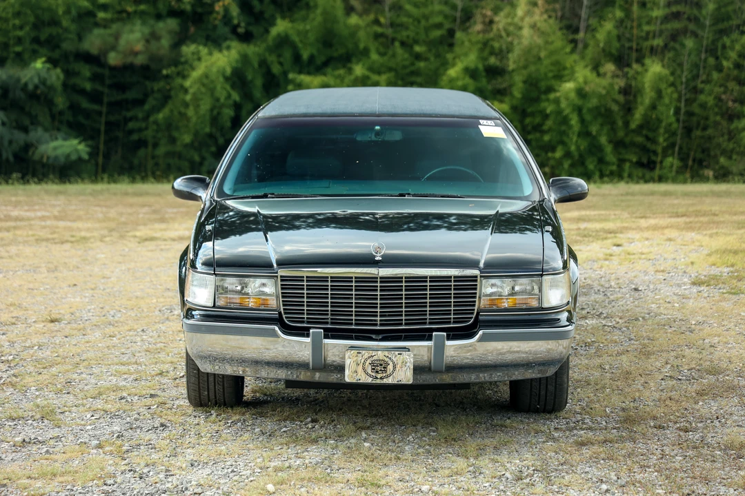 1996 Cadillac Fleetwood - Image 12 of 31
