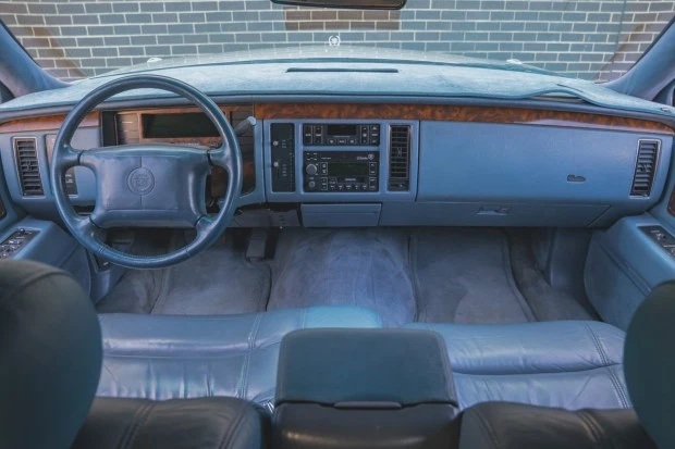 1996 Cadillac Fleetwood - Image 6 of 8