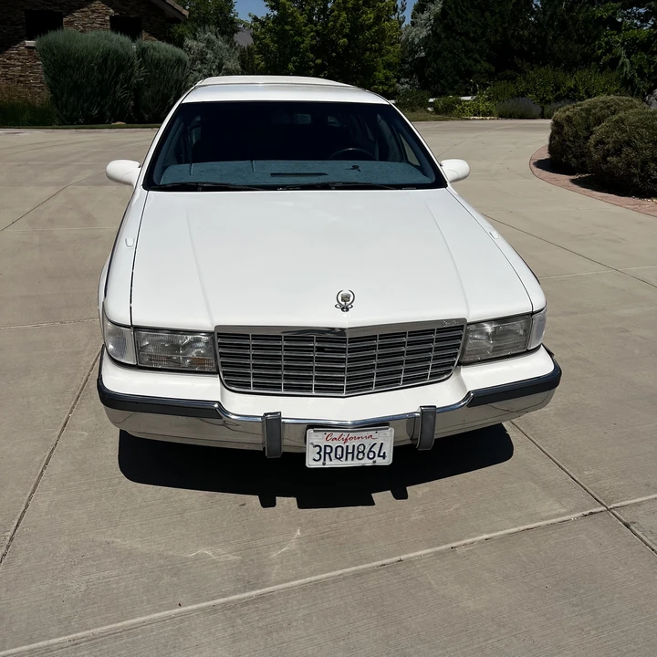 1996 Cadillac Fleetwood - Image 7 of 31