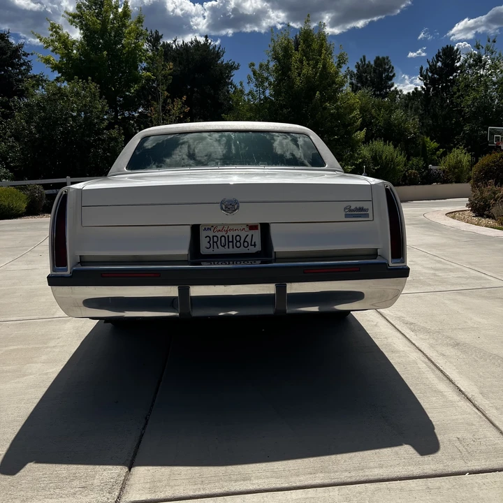 1996 Cadillac Fleetwood - Image 22 of 31