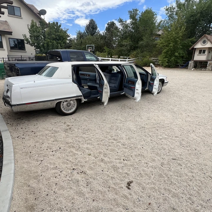 1996 Cadillac Fleetwood - Image 30 of 31