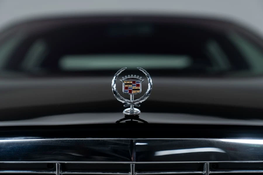 1996 Cadillac Fleetwood - Image 11 of 31