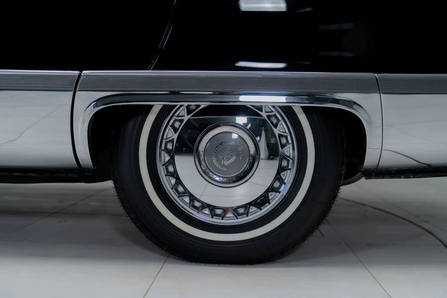 1996 Cadillac Fleetwood - Image 7 of 31