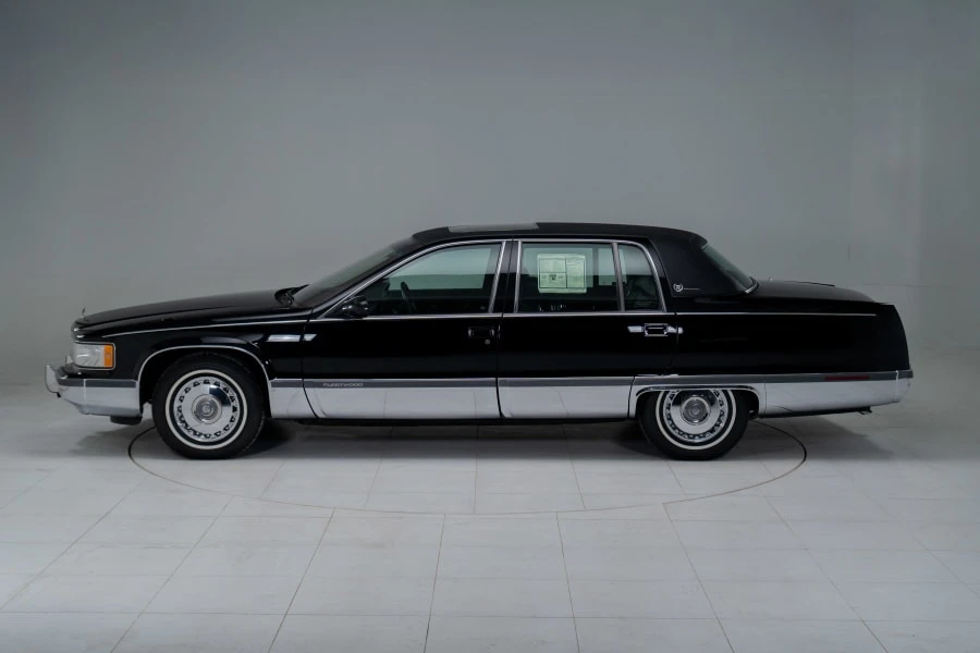 1996 Cadillac Fleetwood - Image 19 of 31