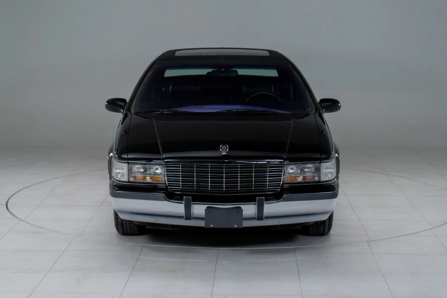 1996 Cadillac Fleetwood - Image 4 of 31