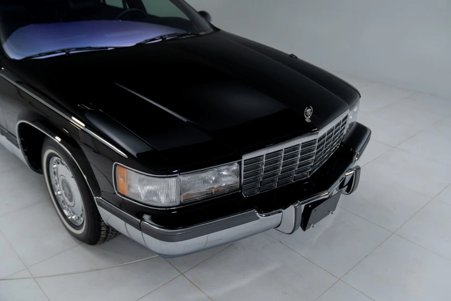 1996 Cadillac Fleetwood - Image 12 of 31