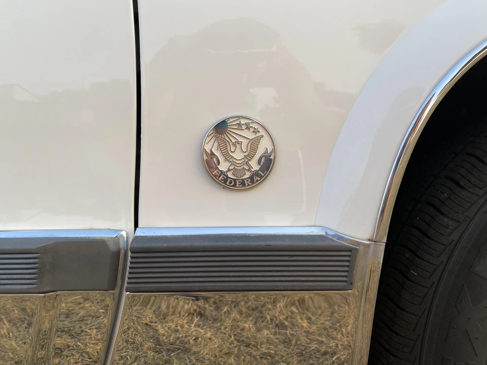 1996 Cadillac Fleetwood - Image 29 of 31