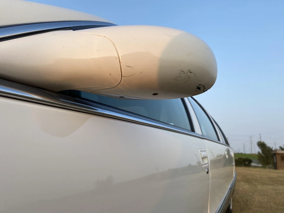 1996 Cadillac Fleetwood - Image 22 of 31