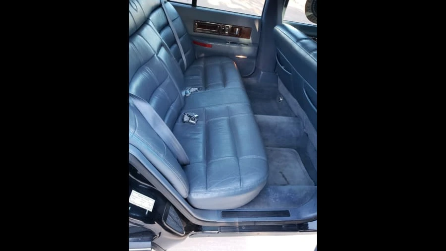 1996 Cadillac Fleetwood - Image 5 of 6