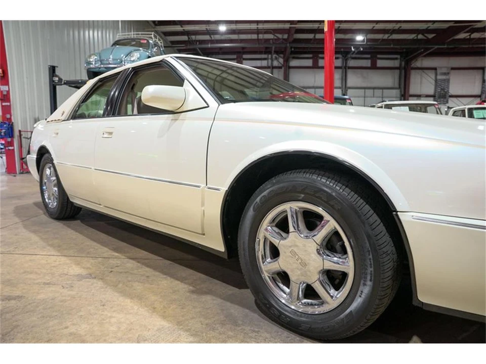 1996 Cadillac Seville - Image 27 of 31