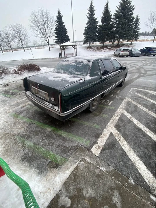 1996 Cadillac DeVille 8th Gen - Image 5 of 9