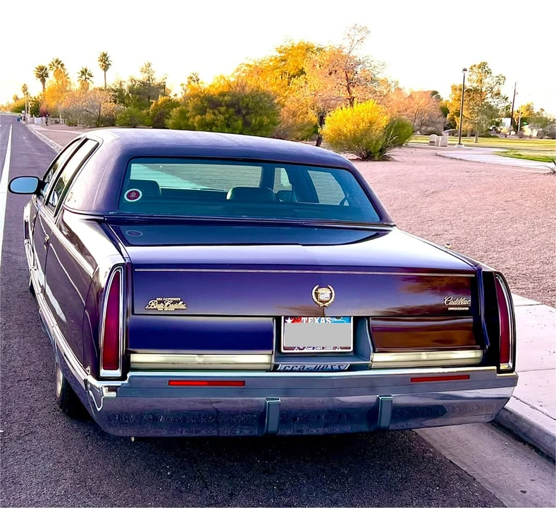 1996 Cadillac Fleetwood - Image 2 of 19