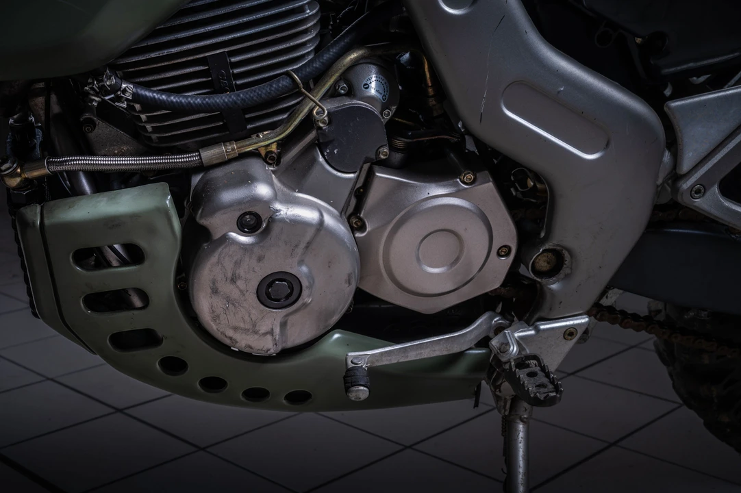 1996 Cagiva - Image 23 of 28
