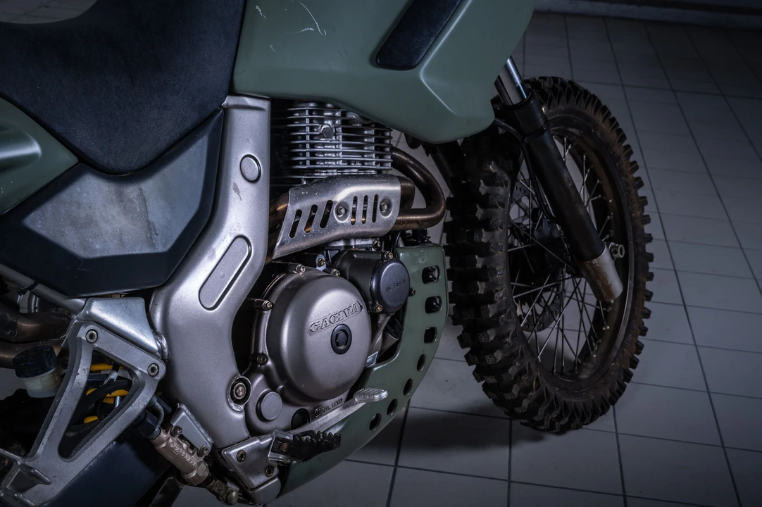 1996 Cagiva - Image 9 of 28