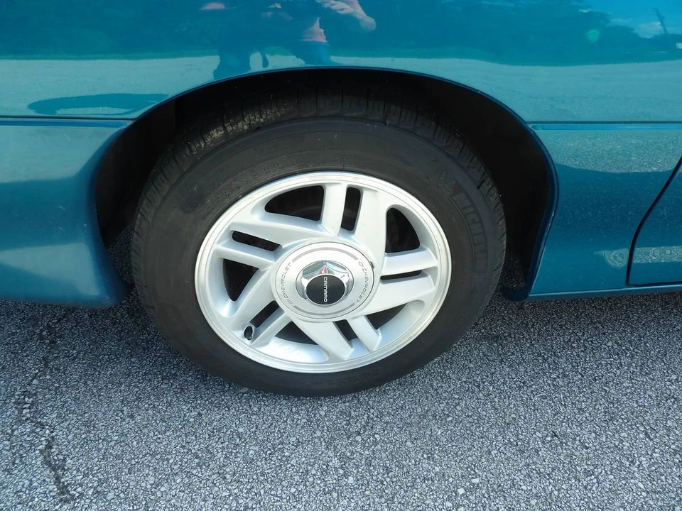 1996 Chevrolet Camaro 4th Gen - Image 5 of 12