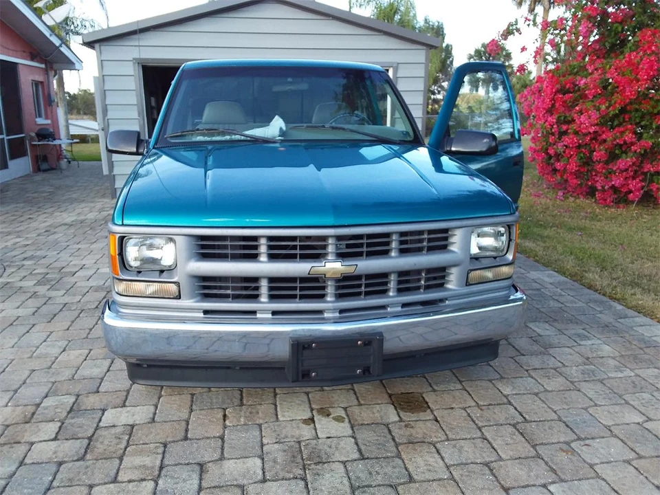1996 Chevrolet C/K 4th Gen - Image 3 of 30