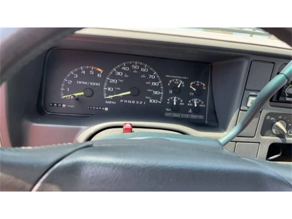 1996 Chevrolet C/K 4th Gen - Image 10 of 25