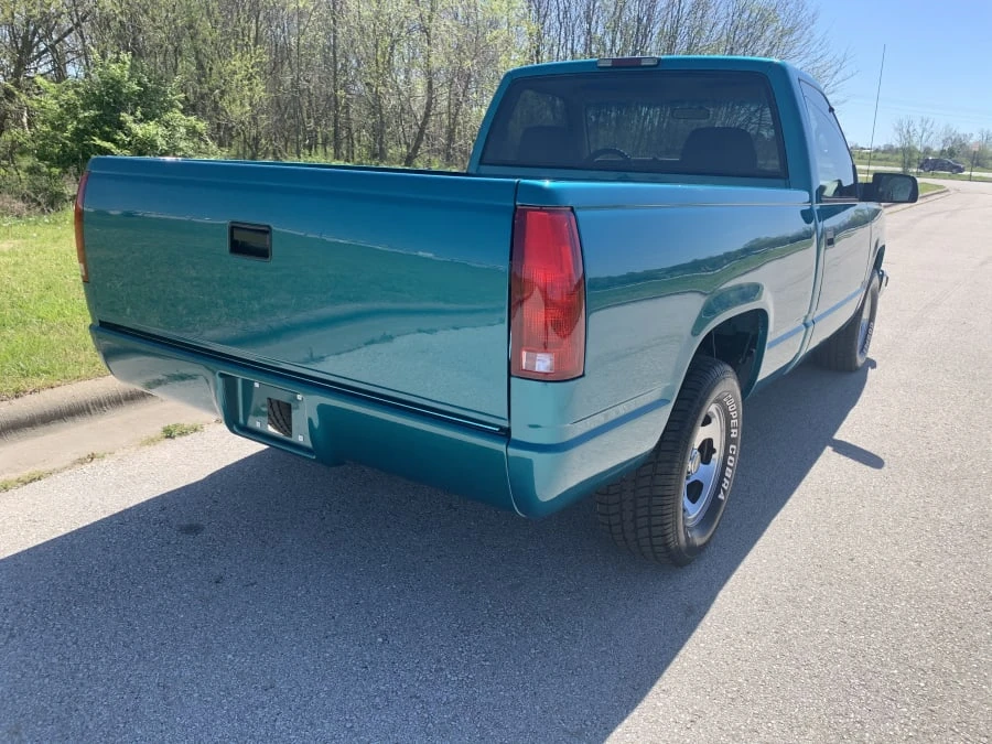 1996 Chevrolet C/K 4th Gen - Image 3 of 4