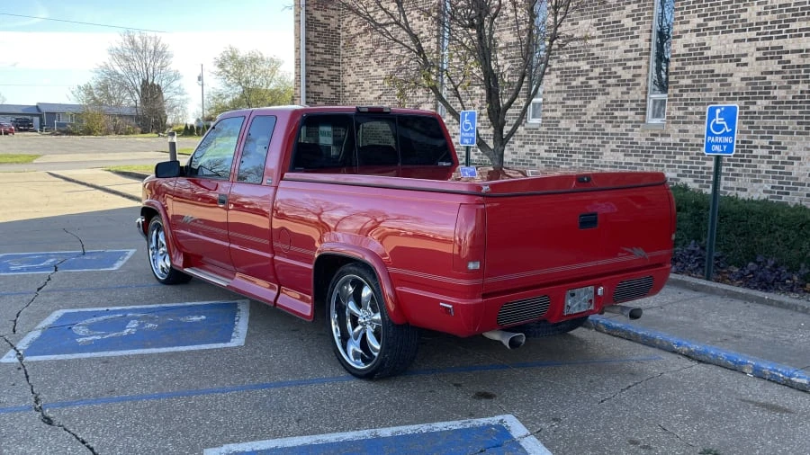 1996 Chevrolet C/K 4th Gen - Image 10 of 25